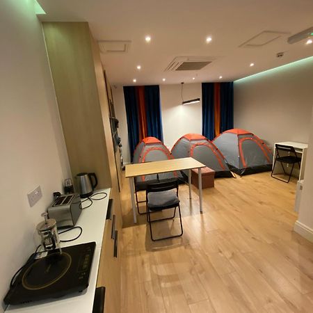 Hotel Little Wooden Hut London Exterior foto